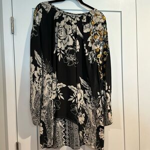 Johnny Was black floral tunic with embroidery - size M